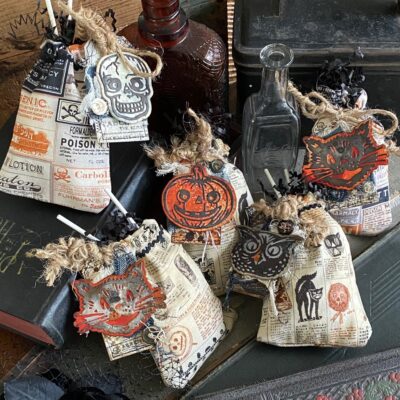 A Retro trick-or-treat – drawstring bags and tags